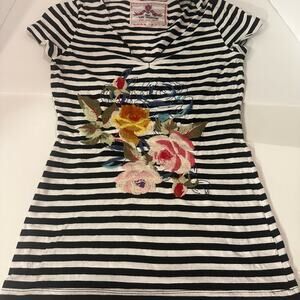 JOHNNY WAS  JUST REDUCED  V NECK  BLACK WHITE STRIPE EMBROIDERY TOP XSMALL